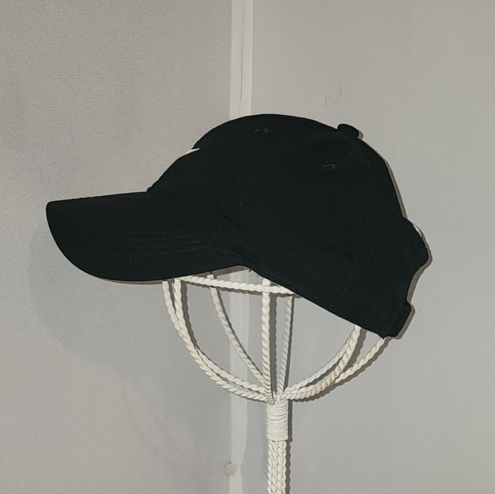 Nike Hat - Picture 3 of 4